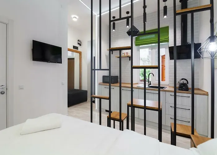 Leogrand Loft-studio On Husiak 8 Apartamento *