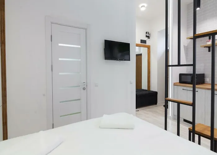 Апартаменты Leogrand Loft-studio On Husiak 8 Львов